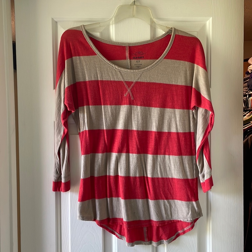 Old Navy women’s size small orange and tan 3/4 sleeve top